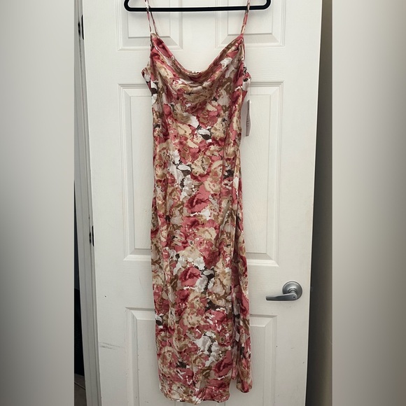 UTNISAN Women's Cowl Neck Spaghetti Strap Satin Slip Formal Midi Dress - Picture 5 of 6